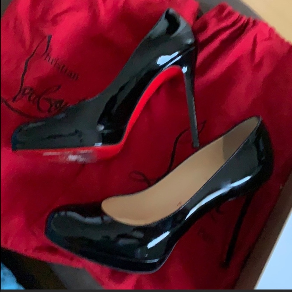 Christian Louboutin black patent heels pumps